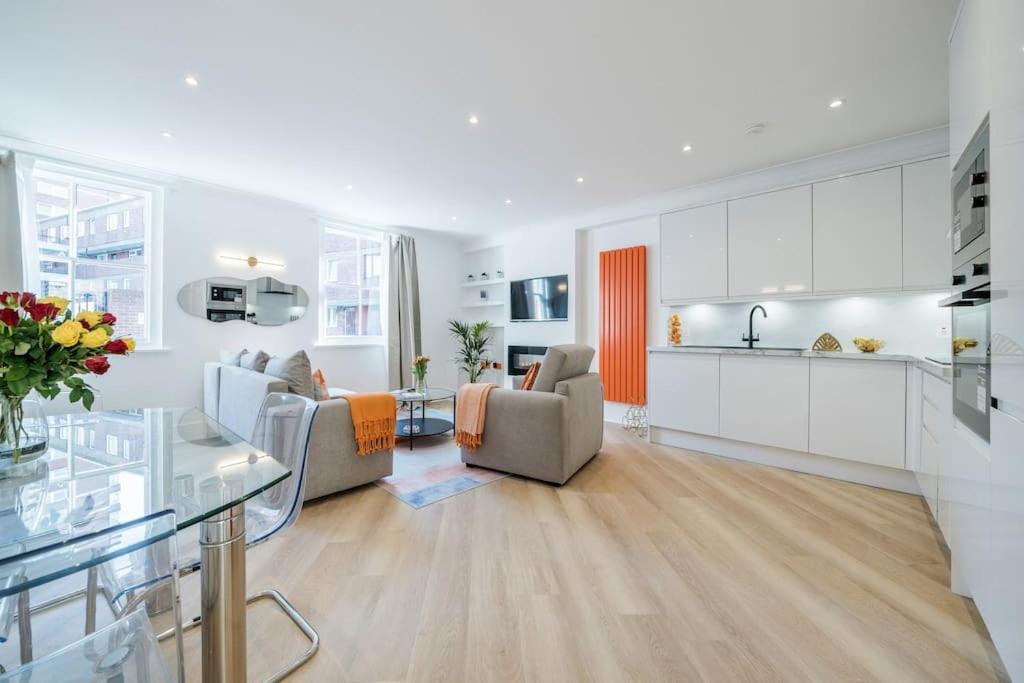 House 10 Mins To Tower Bridge Hot Tub & Parking Villa London Exterior photo